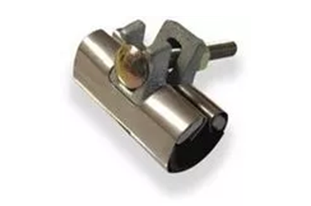 Point-water-pipe-repair-Repair-clamp